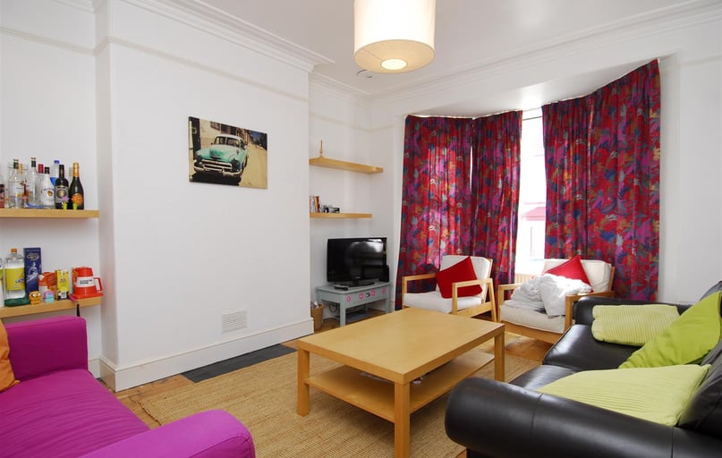 Holdsworth Street, North Hill, Plymouth - Image 1